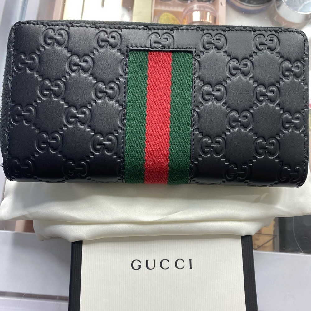 Gucci wallet